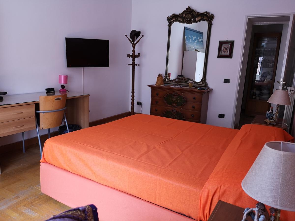 B&B Smiling Napoli Eksteriør billede