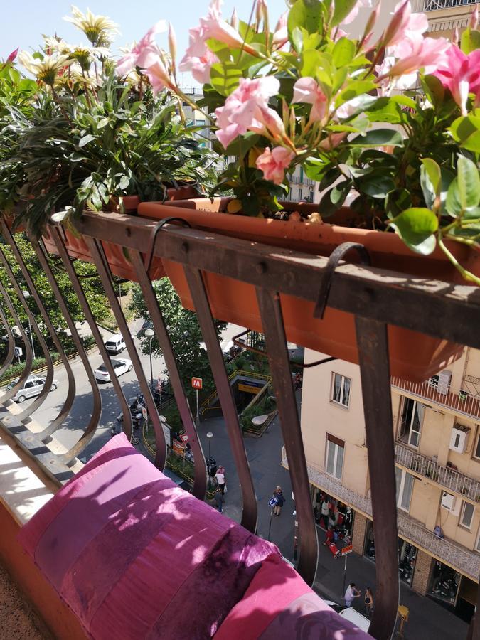 B&B Smiling Napoli Eksteriør billede